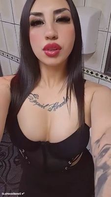 125771227_C3.jpg