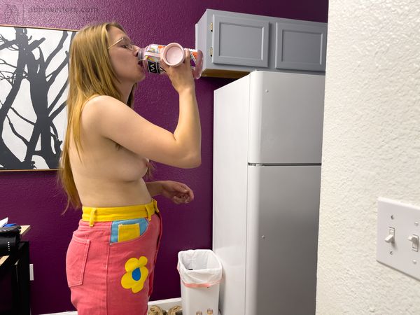 [Image: 128682746_0014.jpg]