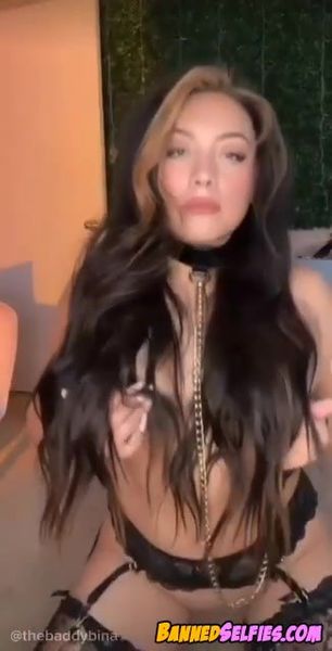 Raven – Quick Nude Tease Shy Babe Raven – Quick Nude Tease Shy Babe