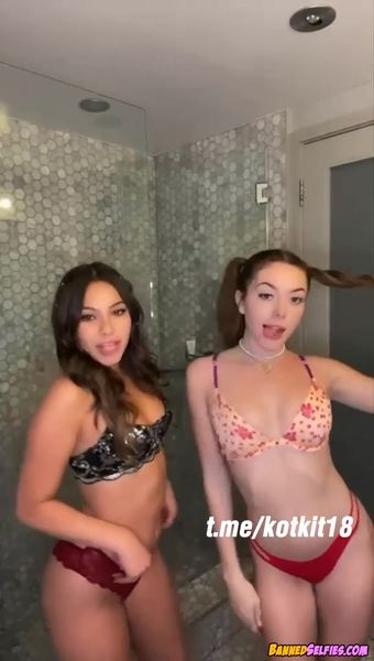 Kaitlin – 19 Years Old Highschool Teen Girl Teases Perfect Body On Tiktok